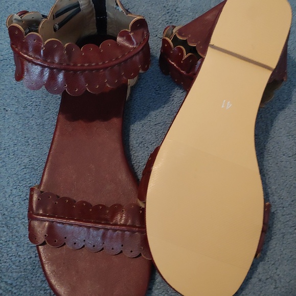 Shoes - Sandels